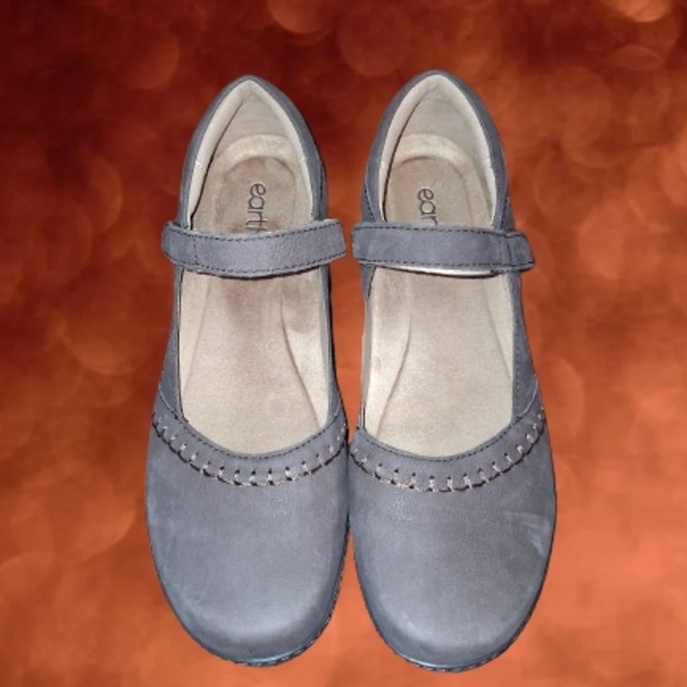 Size 12 EARTH Women's Classic Tan Maryjane Shoes NEW